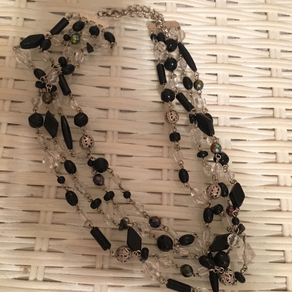 Beaded necklace